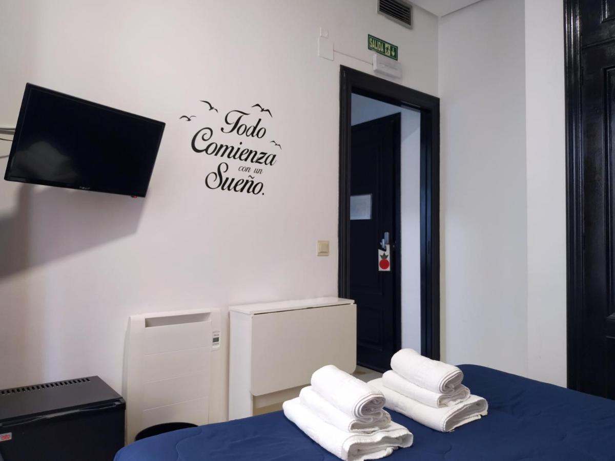 Hotel Flats Friends Plaza de la Reina Valencia Exterior foto